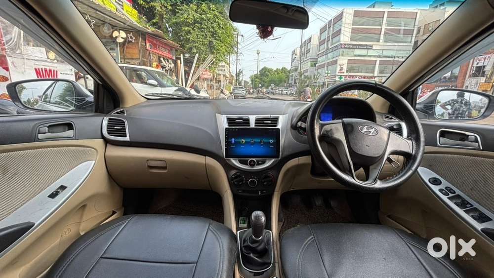 Hyundai Verna 1.6sx (mt)