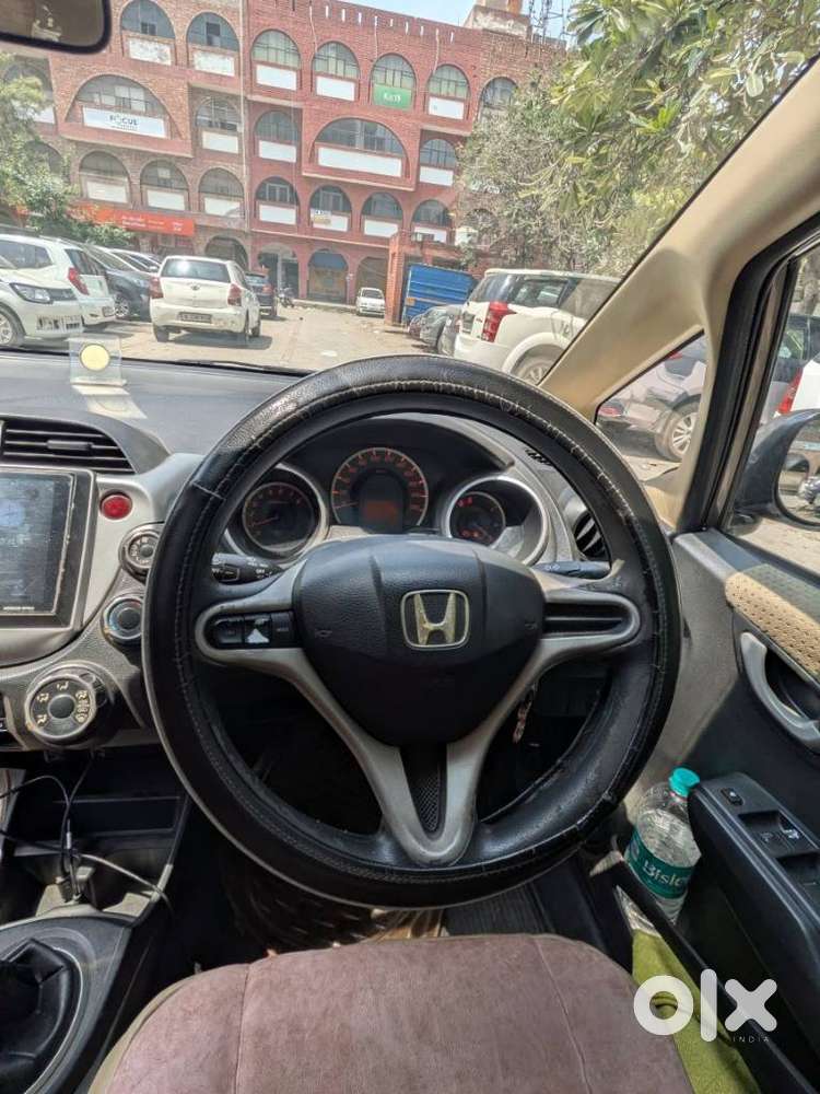 Honda Jazz V Mt Privilege, 2012