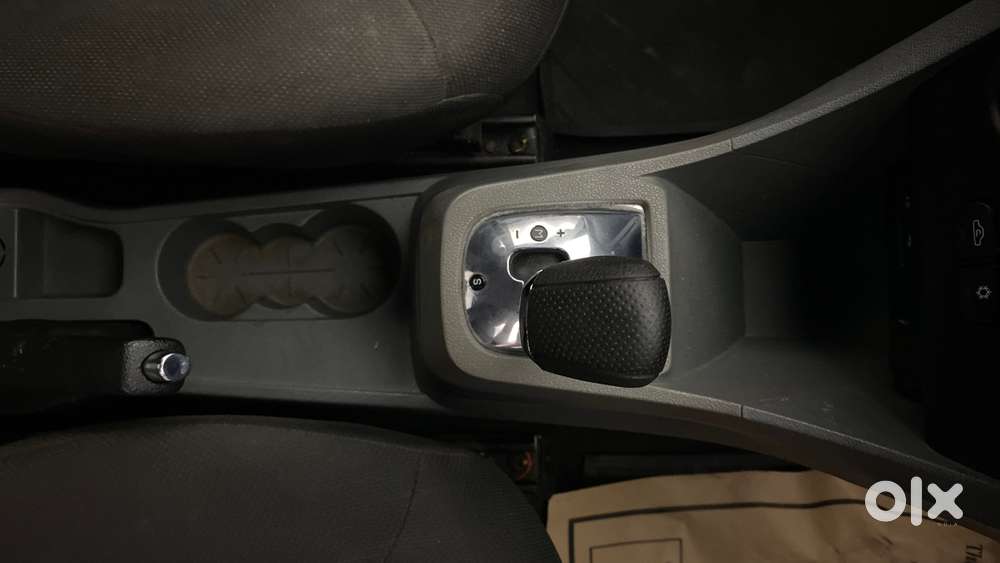 Tata Tigor Xza, 2018, Petrol