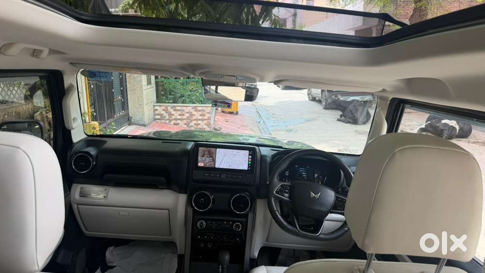 Mahindra Thar Roxx 2025 Petrol Automatic