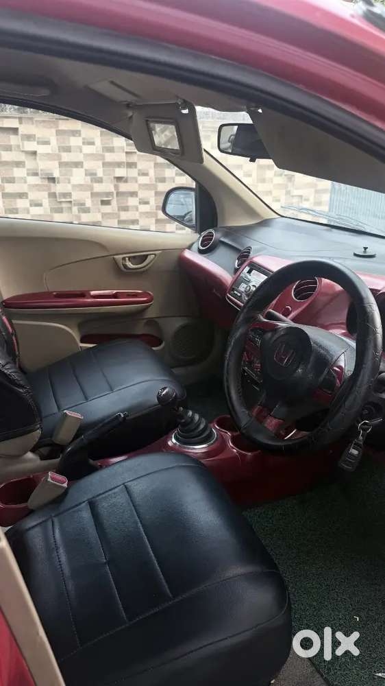 Honda Brio Mt 2012