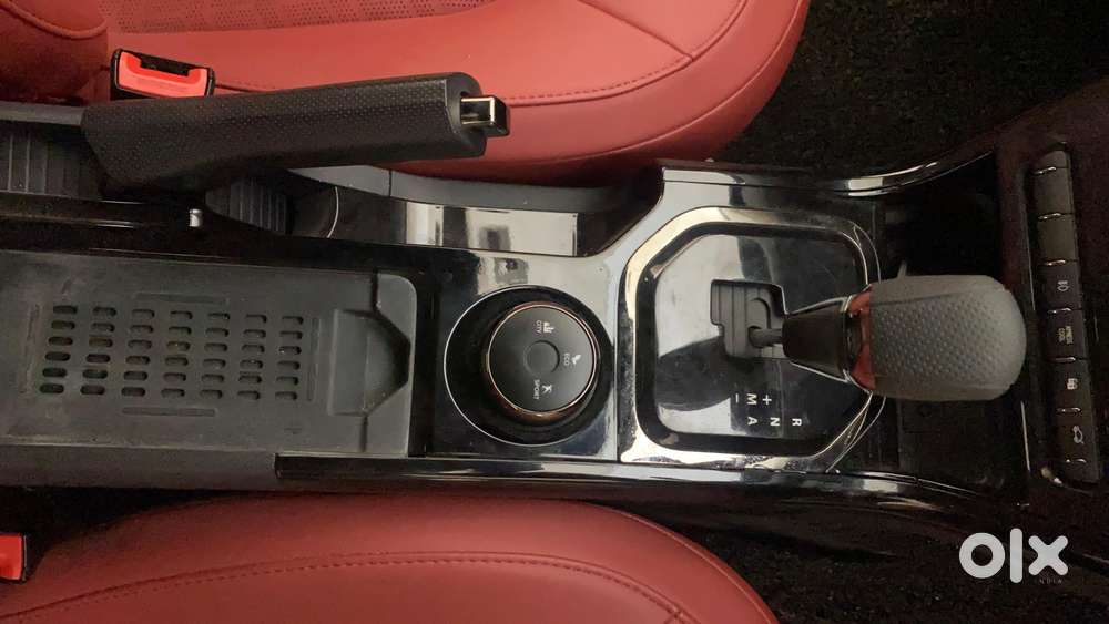 Tata Nexon 1.2 Revotron Xza Plus Luxs Red Dark Edition Amt, 2023, Pe..