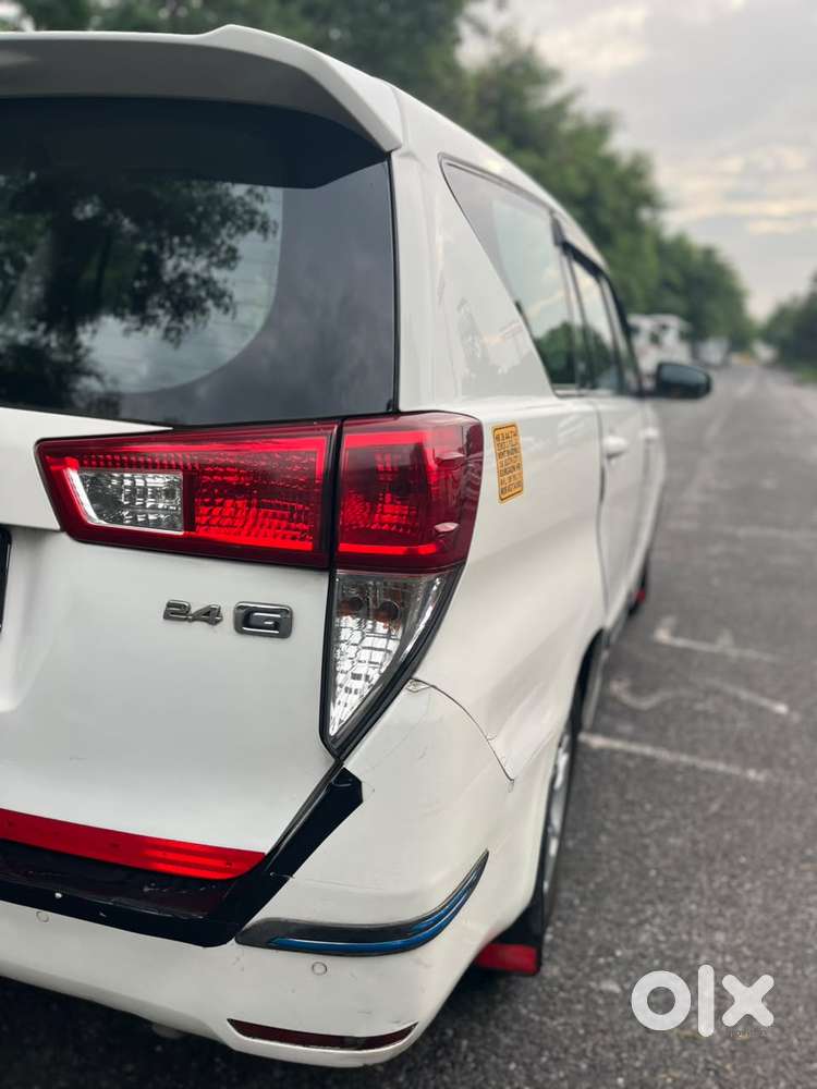 Toyota Innova Crysta 2.4 G Mt, 2019, Diesel