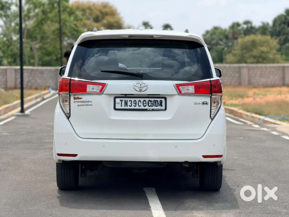 Toyota Innova Crysta 2.4 G Mt 7 Str, 2022, Diesel