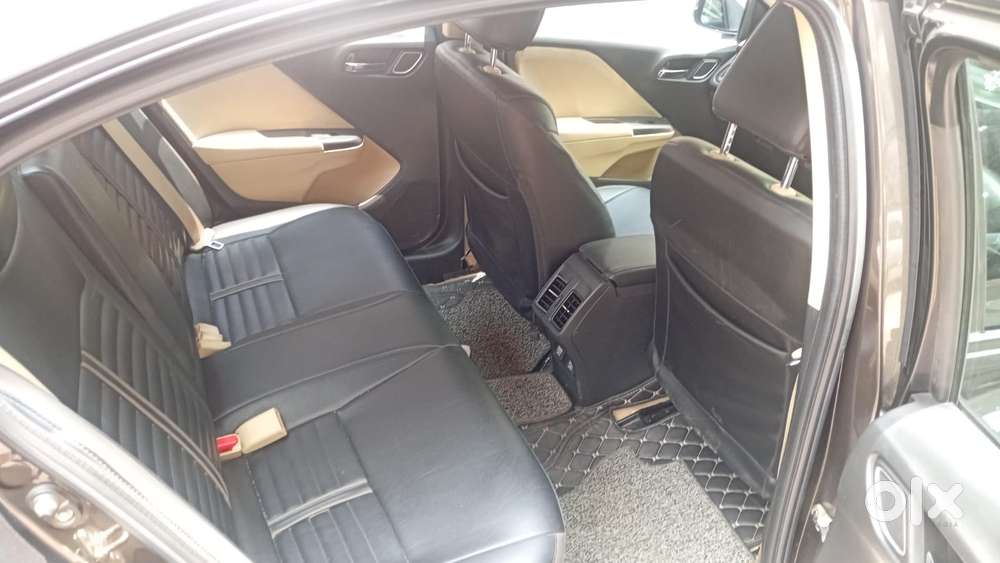 Honda City I-vtec V, 2022, Petrol