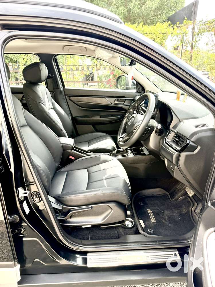 Honda Elevate Signature Black Edition Zx Cvt, 2025, Petrol