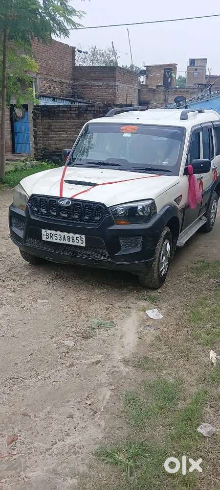 Mahindra Scorpio 2016