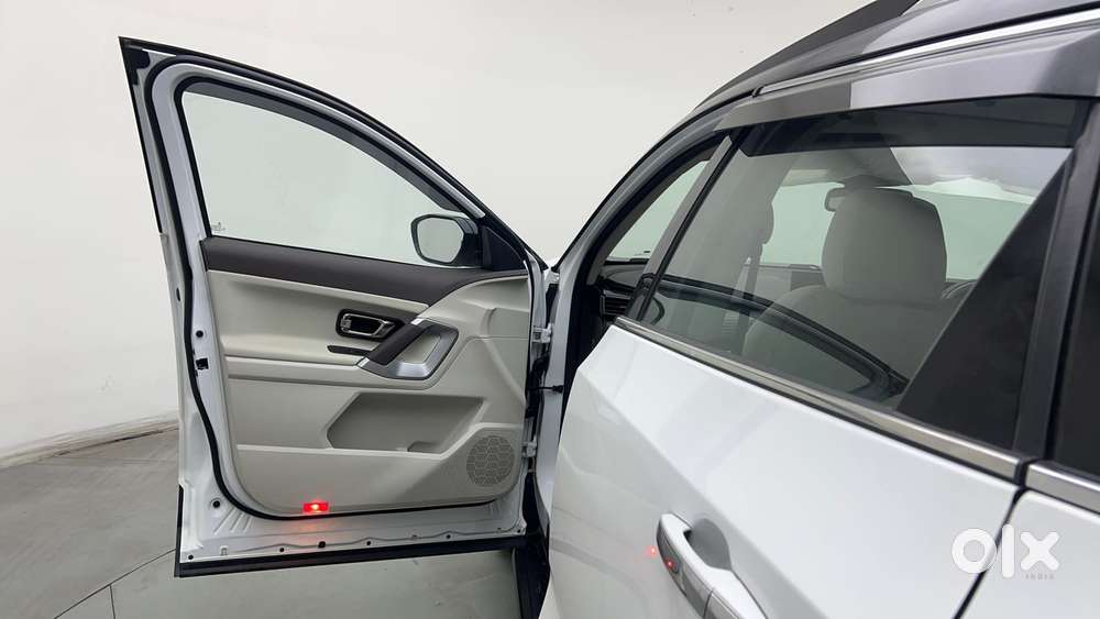 Tata Safari Accomplished X Plus 7 Str At, 2026, Petrol