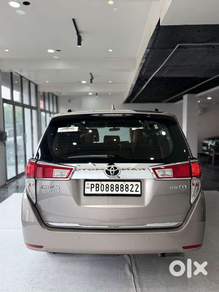 Toyota Innova Crysta 2.8 Gx At 8s, 2016, Diesel