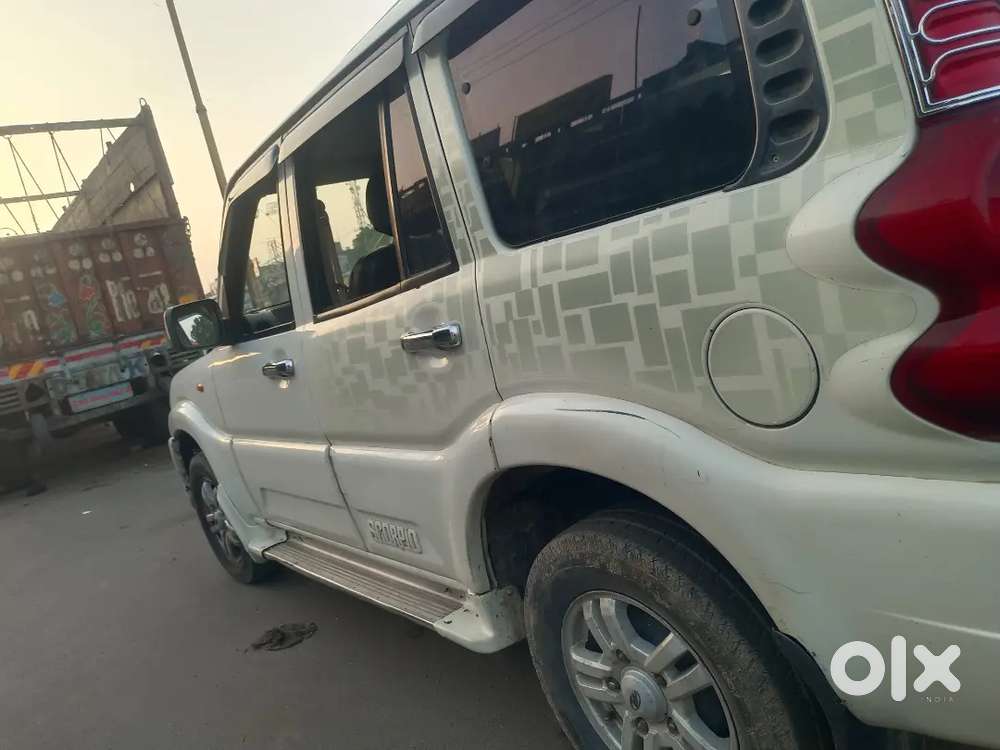 Mahindra Scorpio 1000cc 2011