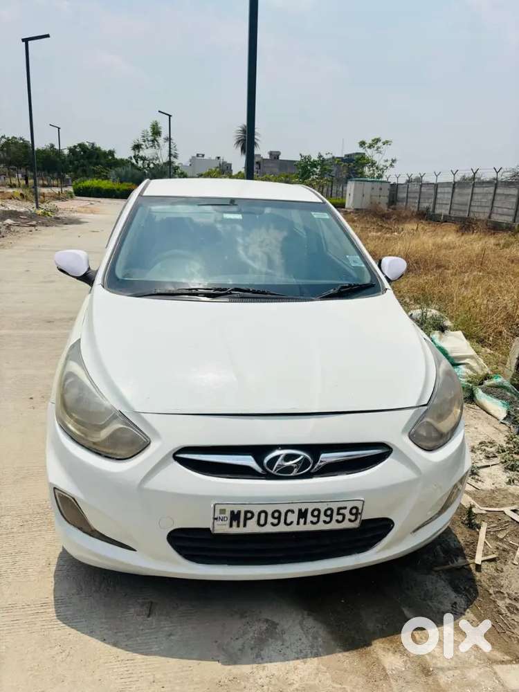 Hyundai Verna 2013 Diesel 800000 Km Driven