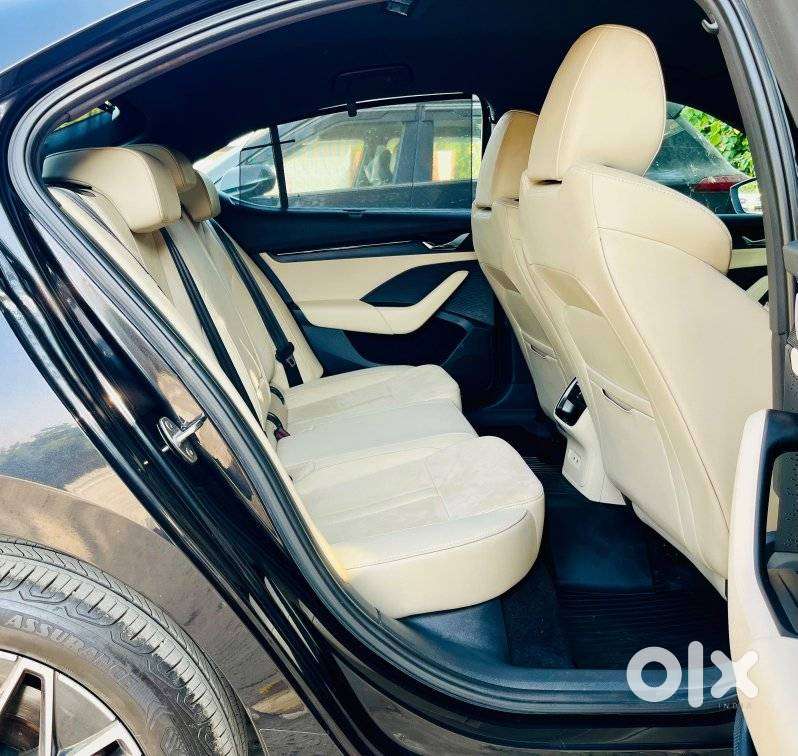Skoda Octavia 1.8 Tsi At L K, 2022, Petrol