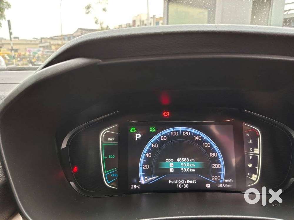 Maruti Suzuki Grand Vitara 1.5 Alpha Smart Hybrid At, 2023, Petrol