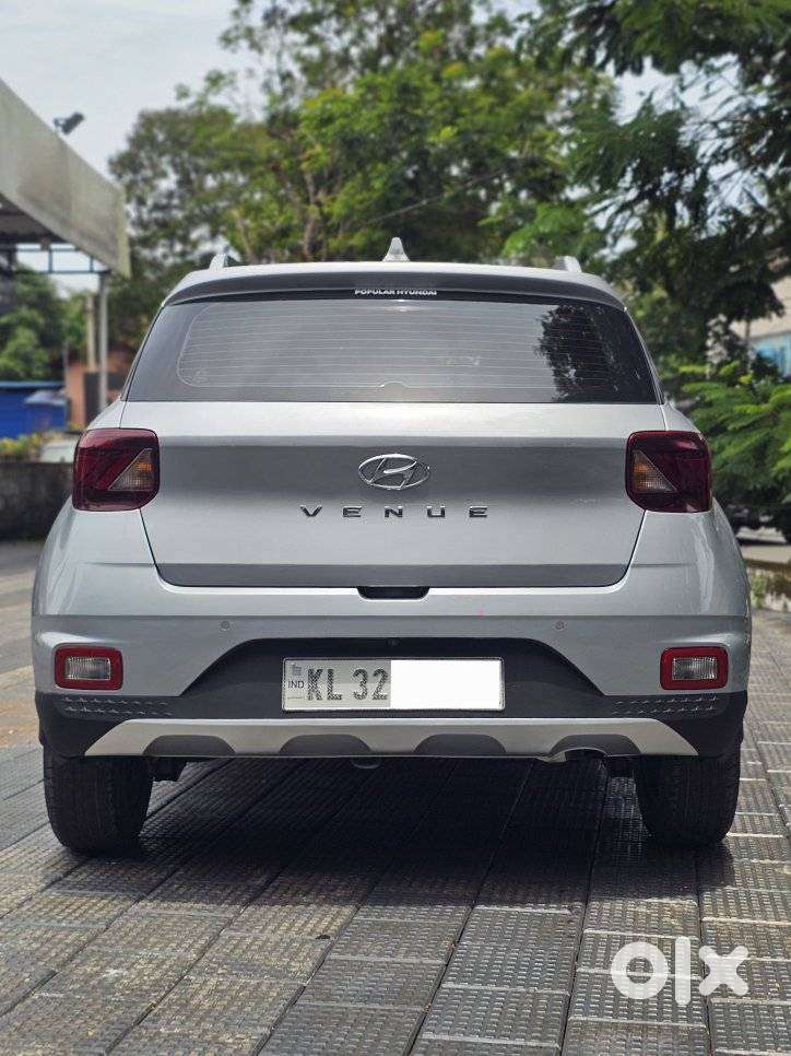 Hyundai Venue 1.2 S Plus, 2021, Petrol