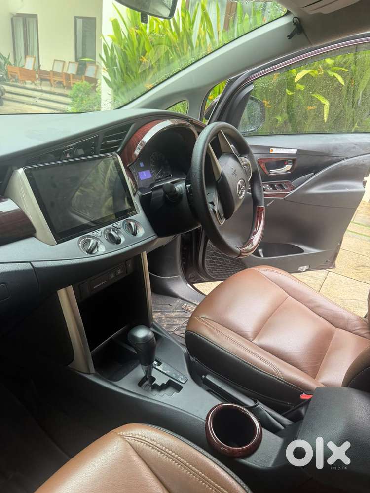 Toyota Innova Crysta [2020-ongoing] 2.4 Gx At 7 Str, 2021, Diesel