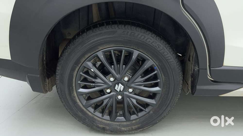 Maruti Suzuki Xl6 1.5 Alpha Mt, 2022, Petrol