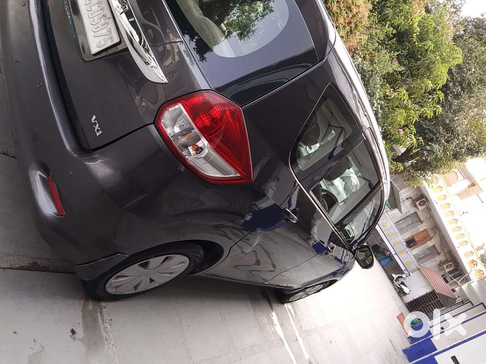 Maruti Suzuki Ertiga 1.4 Vxi Cng Anniversary Edition, 2017, Cng & Hy..