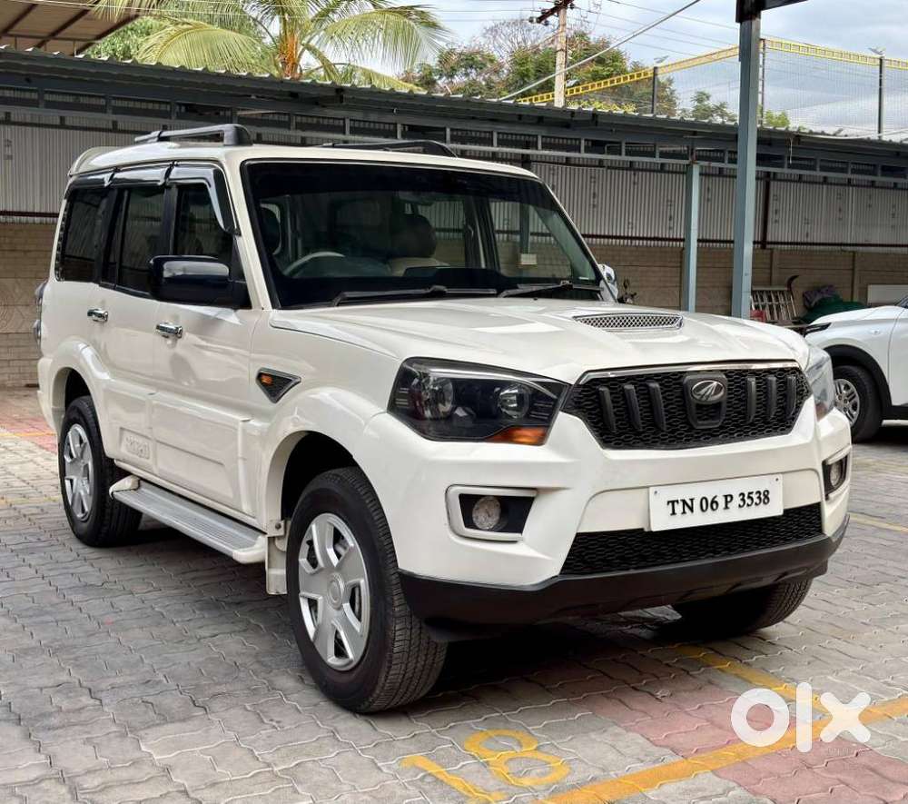 Mahindra Scorpio S4 4wd, 2015, Diesel