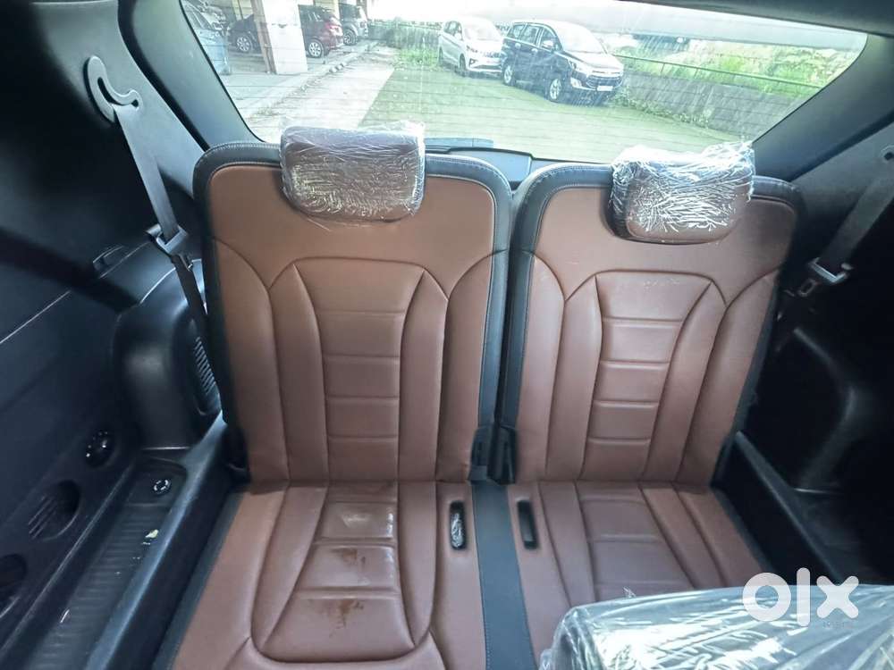 Mahindra Alturas G4 4wd At, 2019, Diesel