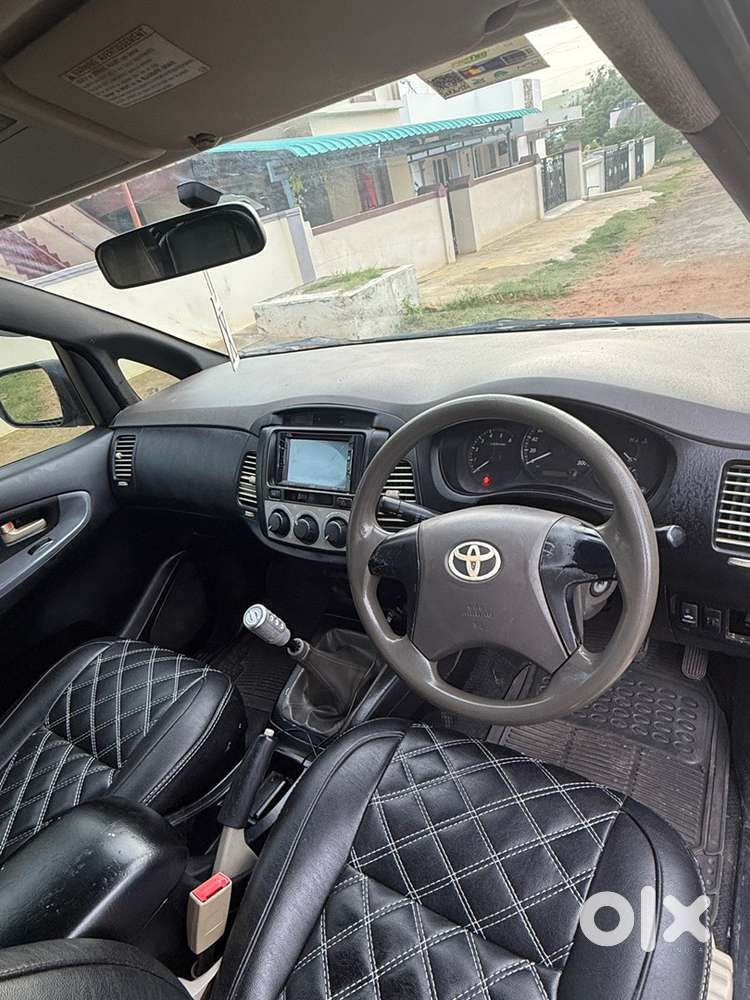 Toyota Innova 2012 Diesel Car
