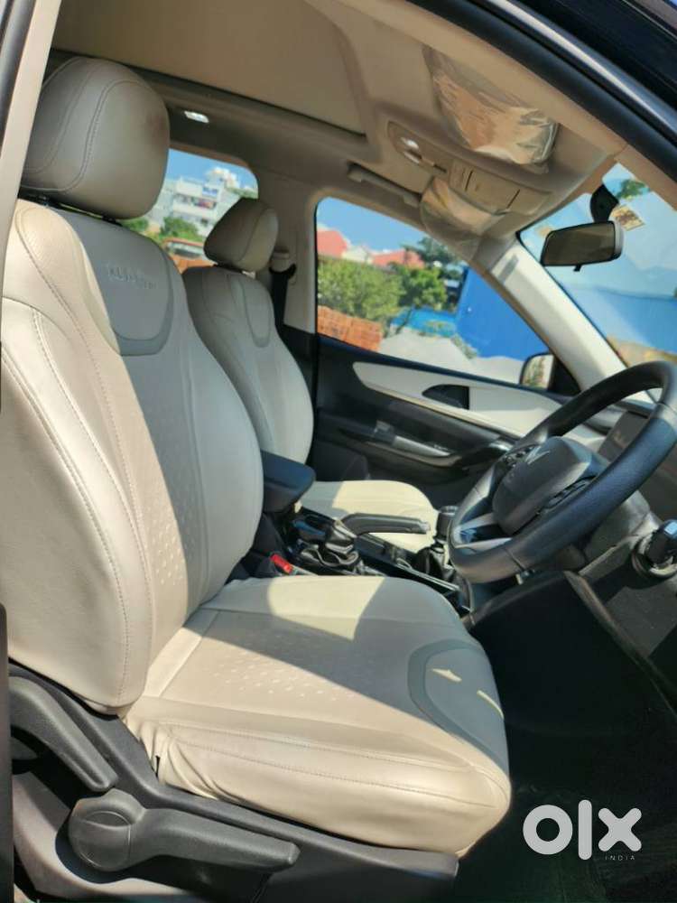 Mahindra Xuv700 2.2 Ax 5 Diesel Mt 7 Str, 2024, Diesel
