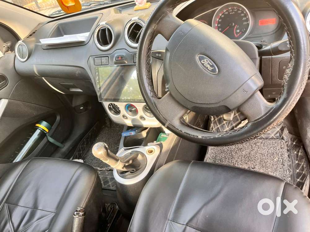 New Tyre With Stepni , New Battery, Car Play Vedio System(android,ios)