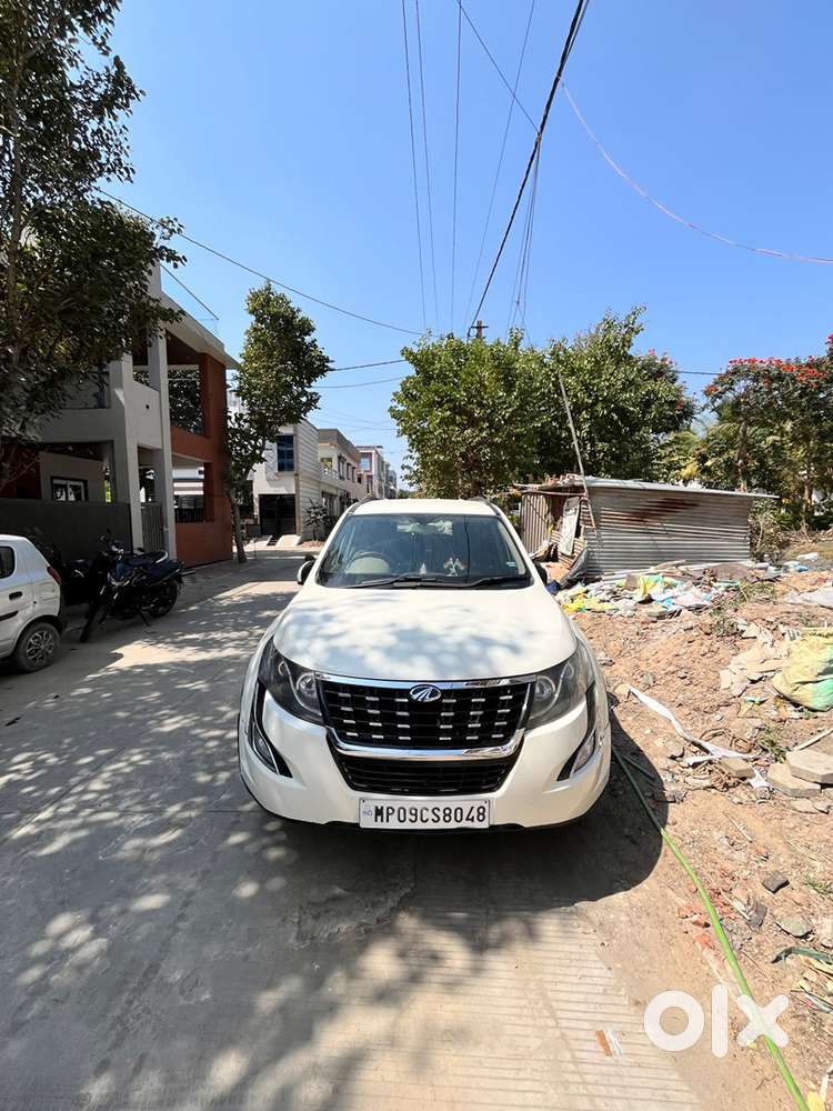 Mahindra Xuv500 W8 2015