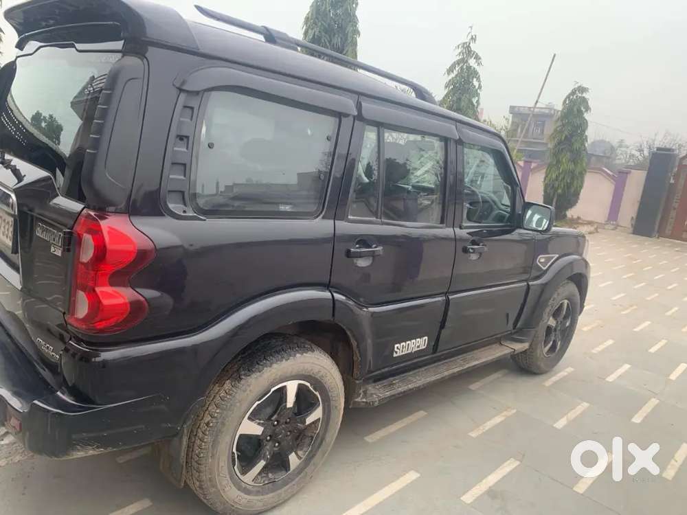 Mahindra Scorpio S7 And Converted Into S11 2019 Diesel Manual