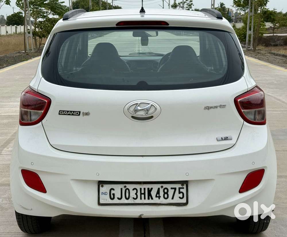 Hyundai Grand I10 Sportz, 2015, Cng & Hybrids