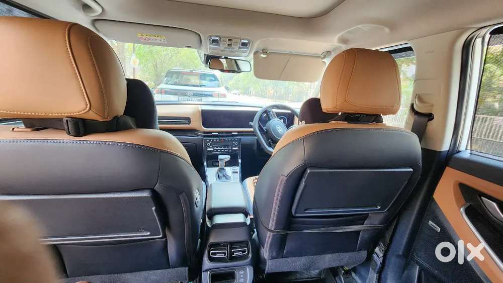 Hyundai Alcazar 1yr Old, Petrol Automatic, 7 Seater, 11k Kms.