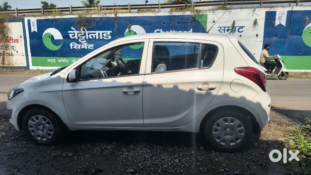 Model - Hyundai I20
Running - 115000
Insurance - Yes