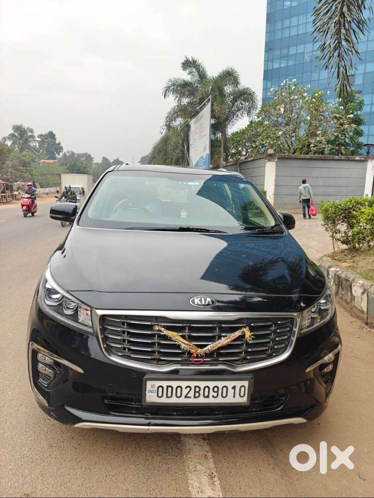 For Sale - Kia Carnival D2.28at Limousine 7 For Sale