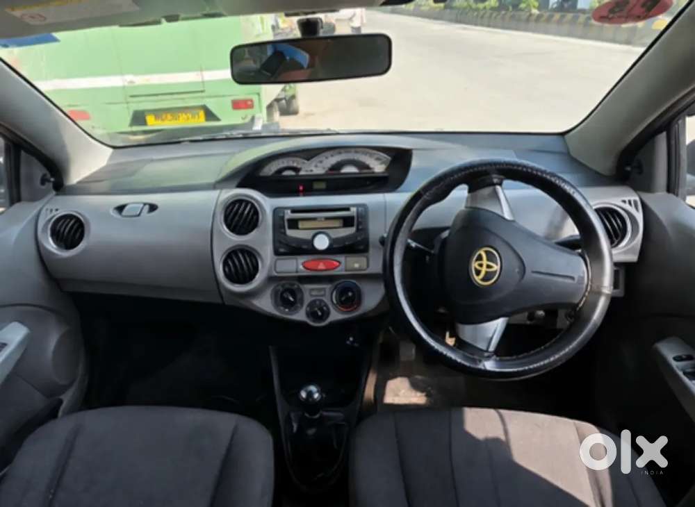 Toyota Etios Liva 2011 Petrol Manual