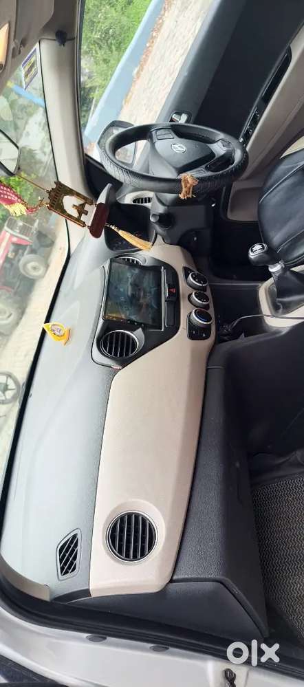 Hyundai Grand I10 Sportz 2015