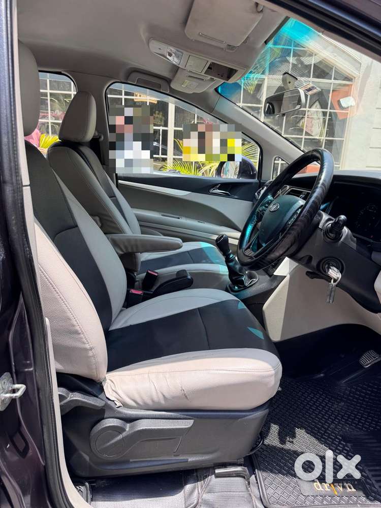 Mahindra Marazzo, 2018, Diesel