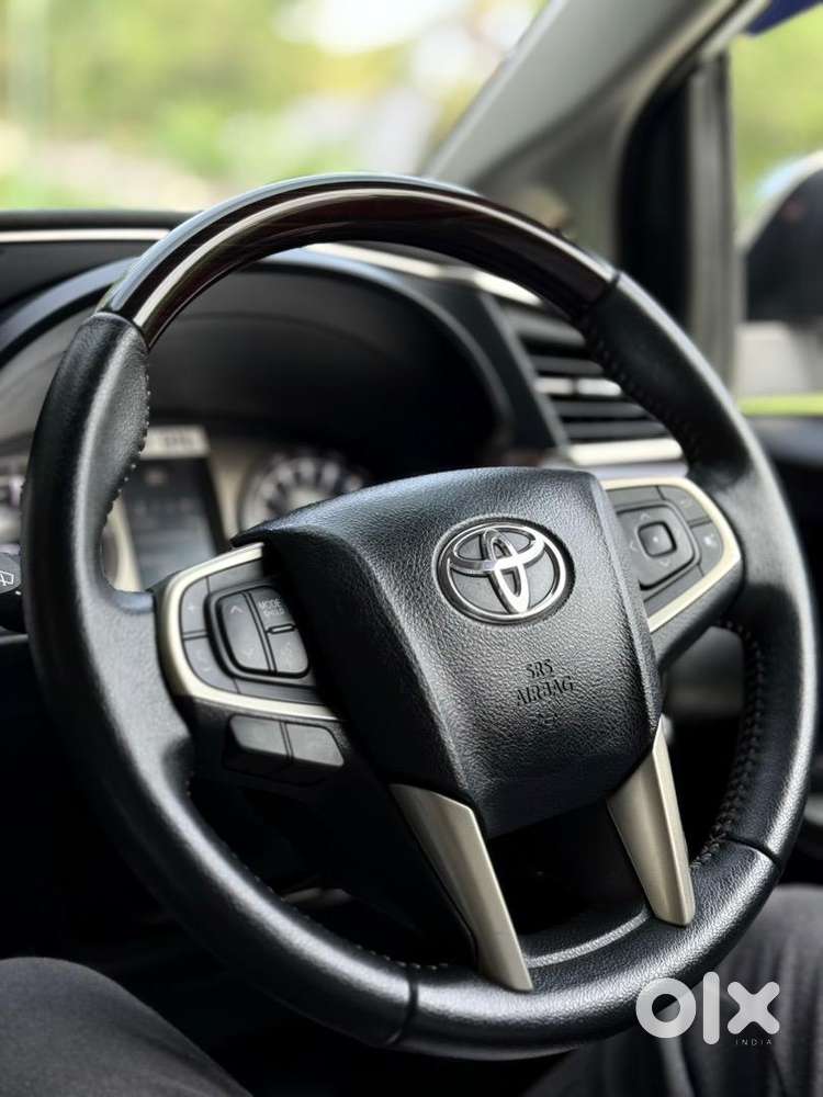 Toyota Innova Crysta 2022 Diesel Well Maintained