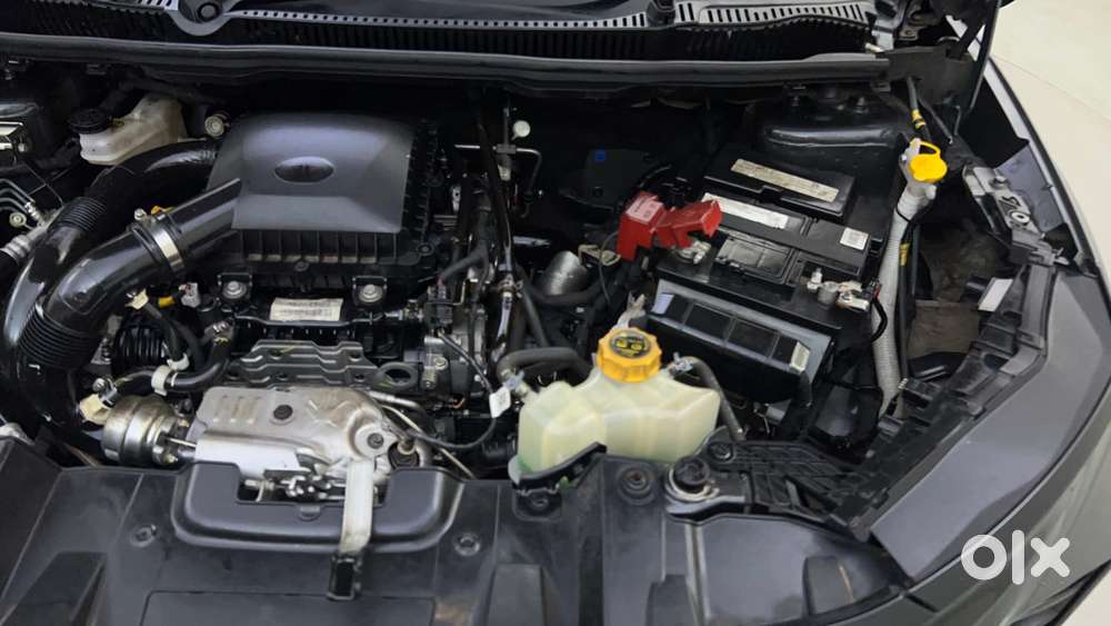 Tata Nexon Pure (s) 1.2 Petrol 6amt, 2024, Petrol