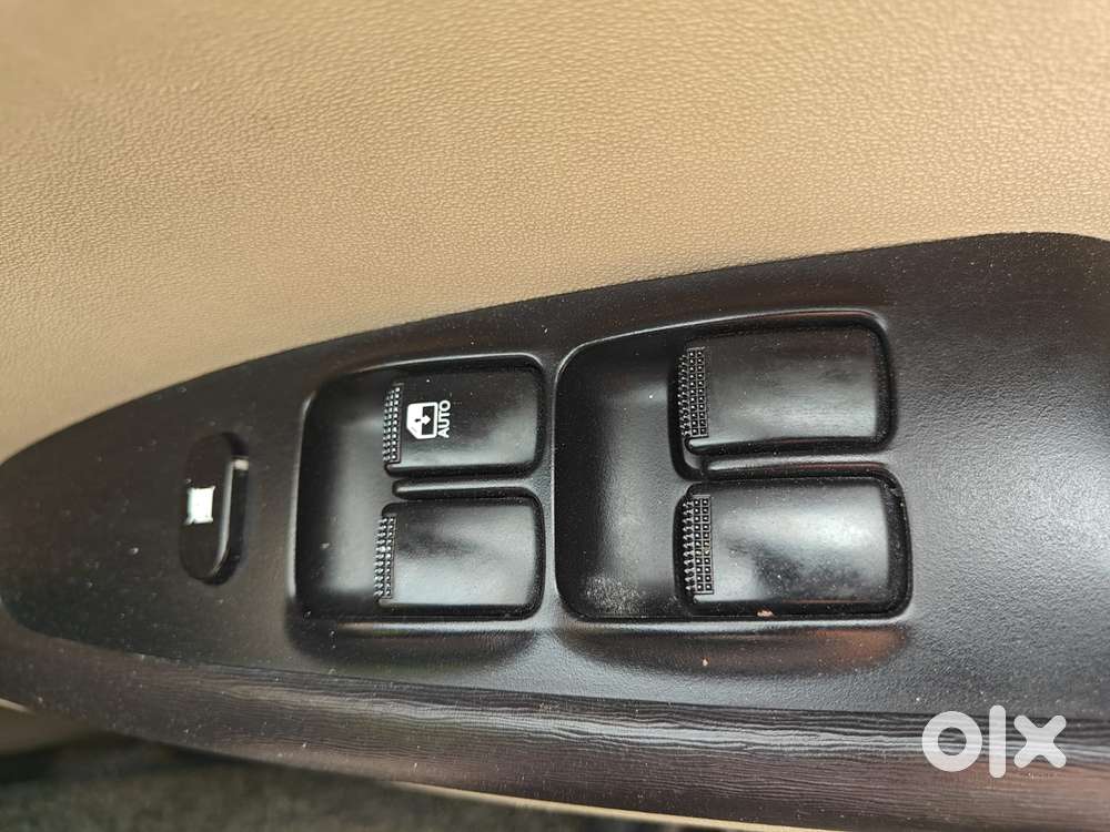 Hyundai I10 Sportz, 2014, Petrol