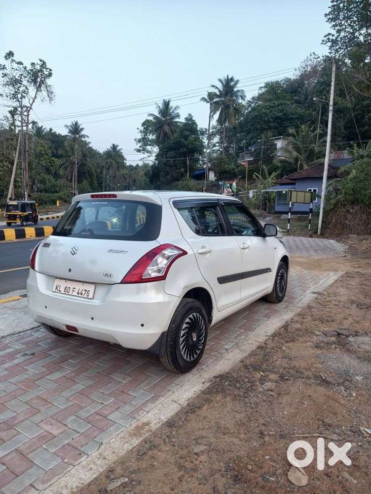 Maruti Suzuki Swift, 2013, Petrol