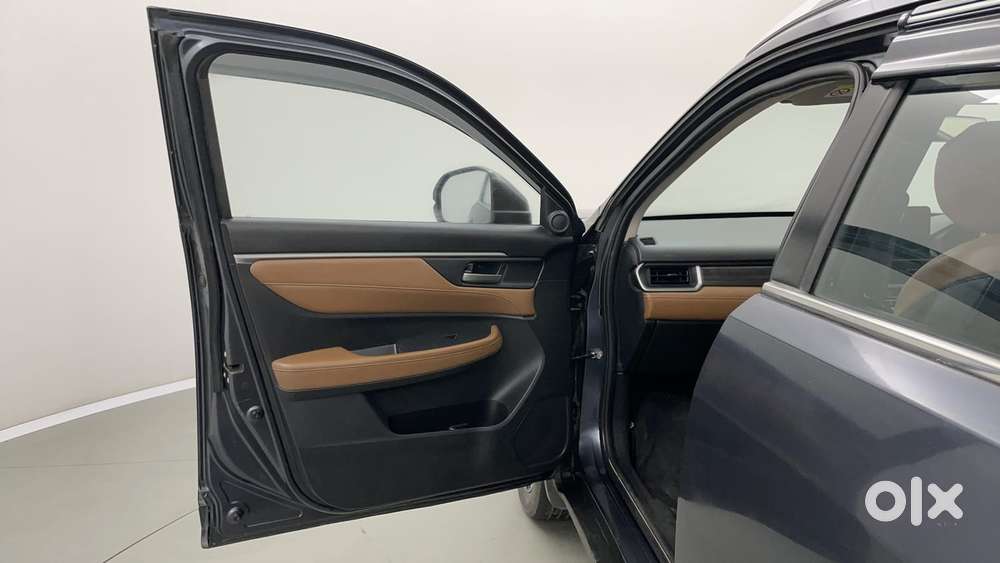 Honda Elevate Zx Mt, 2024, Petrol