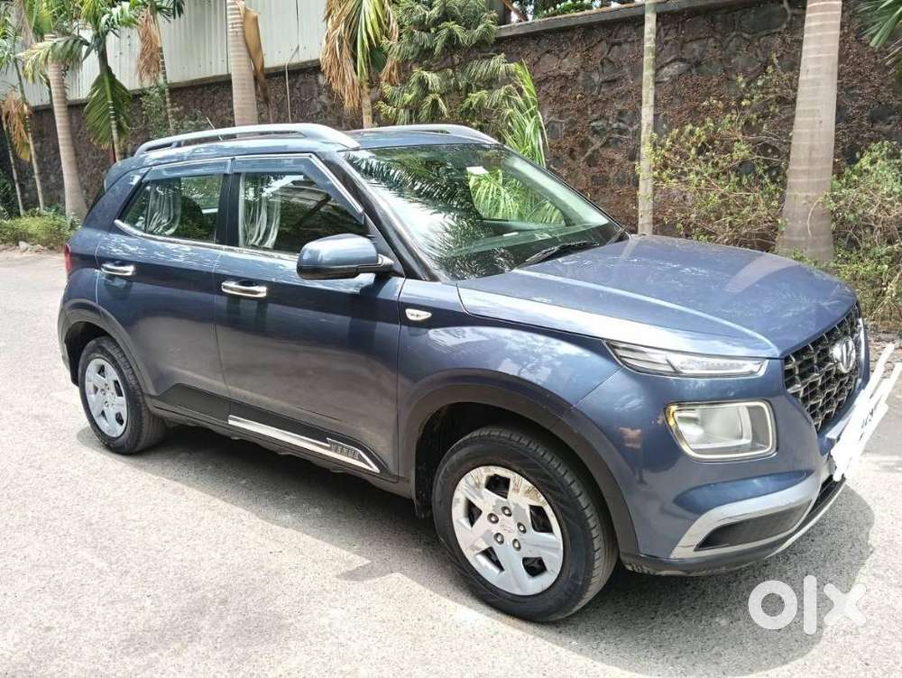 Hyundai Venue 1.4 Crdi E, 2022, Petrol