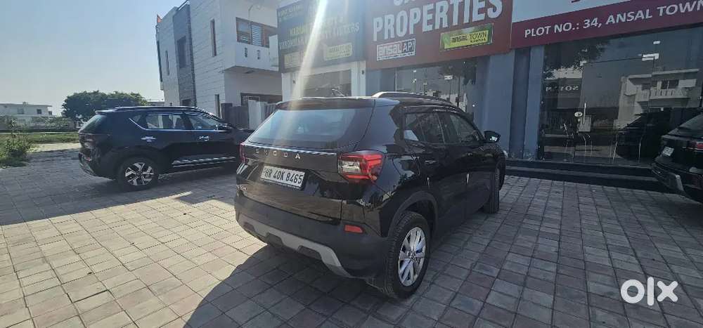 Skoda Kylaq 2025 Petrol 6000 Km Driven