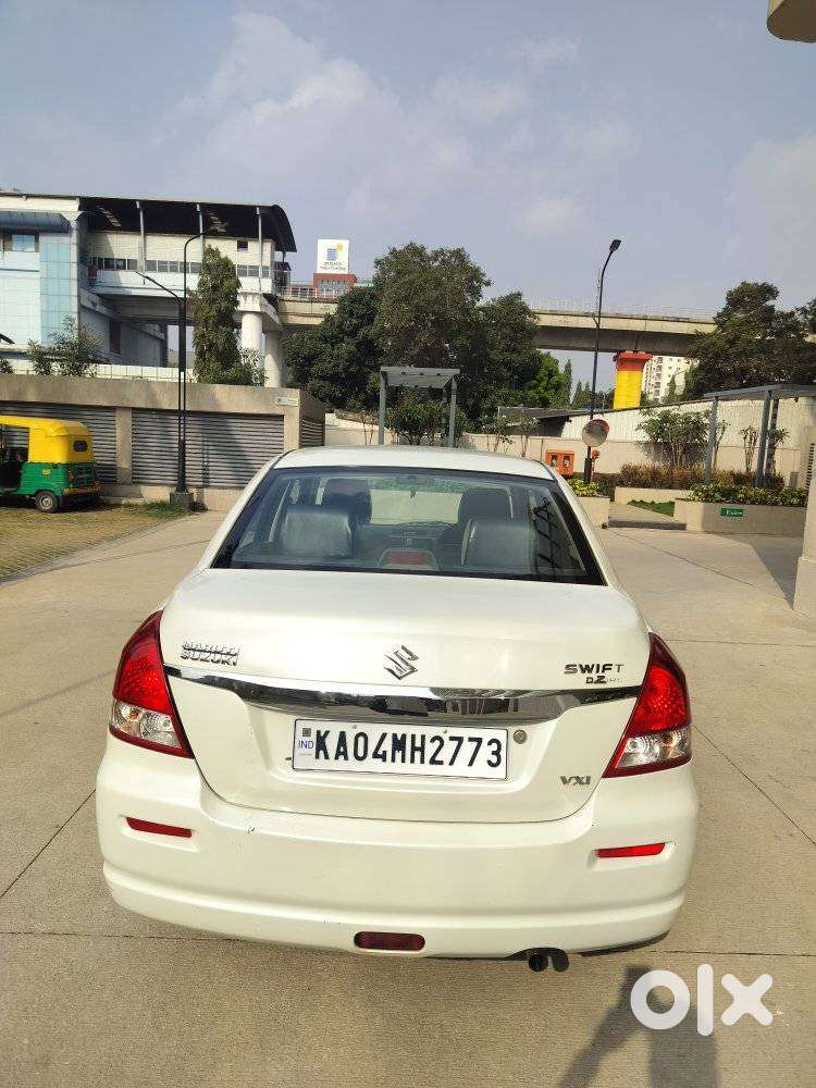 Maruti Suzuki Swift Dzire 1.2 Vxi Bsiv, 2010, Petrol