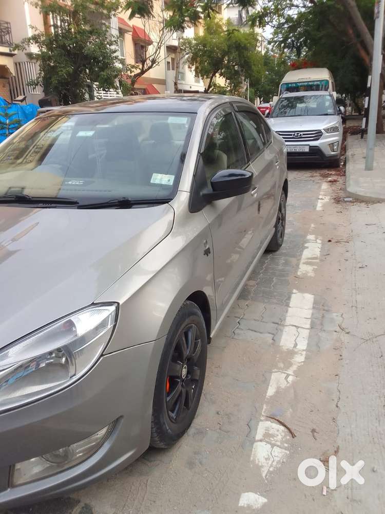 Skoda Rapid 1.5 Tdi Cr Elegance Plus, 2013, Diesel