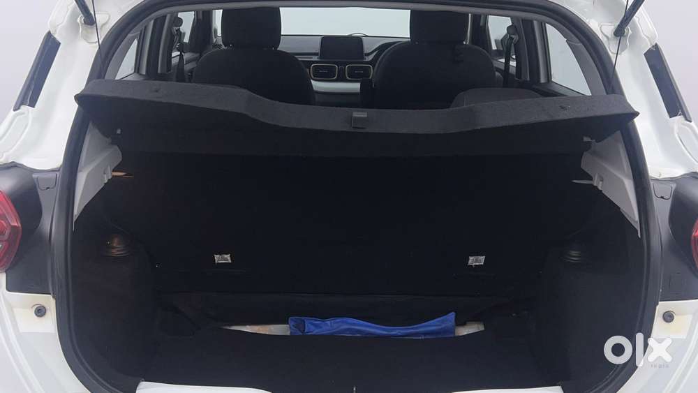 Tata Punch Accomplished Amt Sunroof, 2024, Petrol