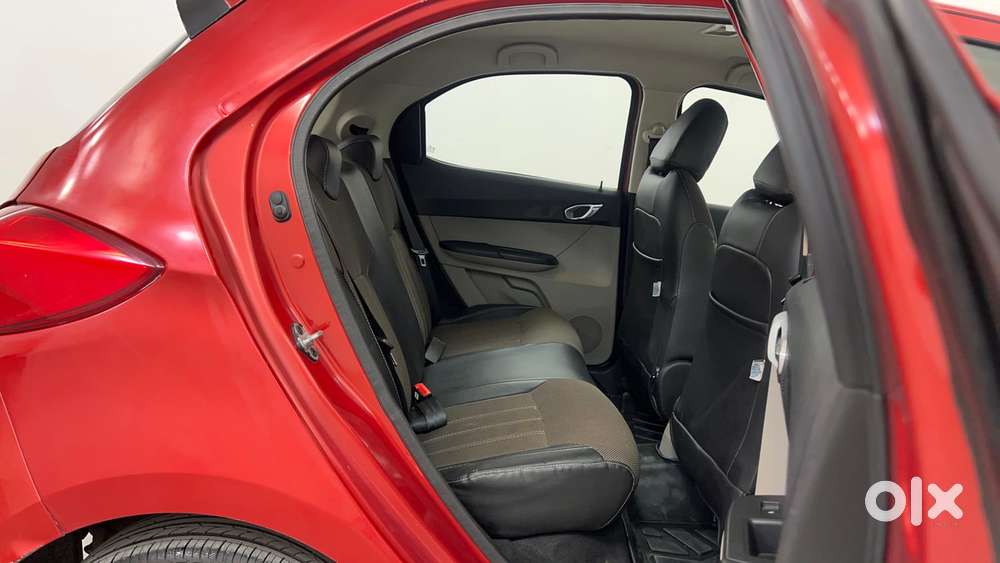 Tata Tiago 1.2 Revotron Xe Option, 2017, Petrol
