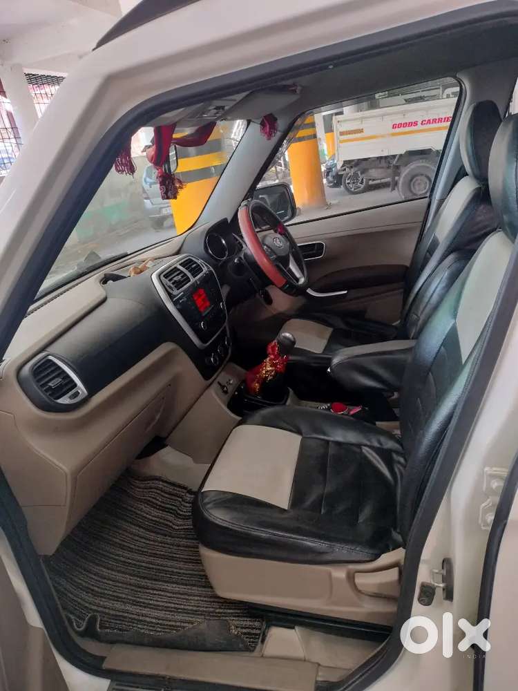 Mahindra Tuv 300 2016 Diesel Good Condition