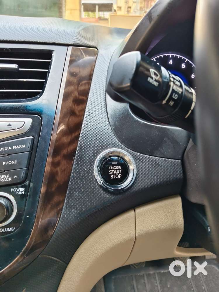 Hyundai Verna Fluidic 1.6 Vtvt Sx, 2016, Petrol