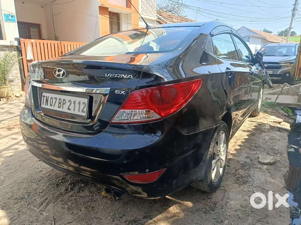 Hyundai Fluidic Verna 2011 Petrol Well Maintained