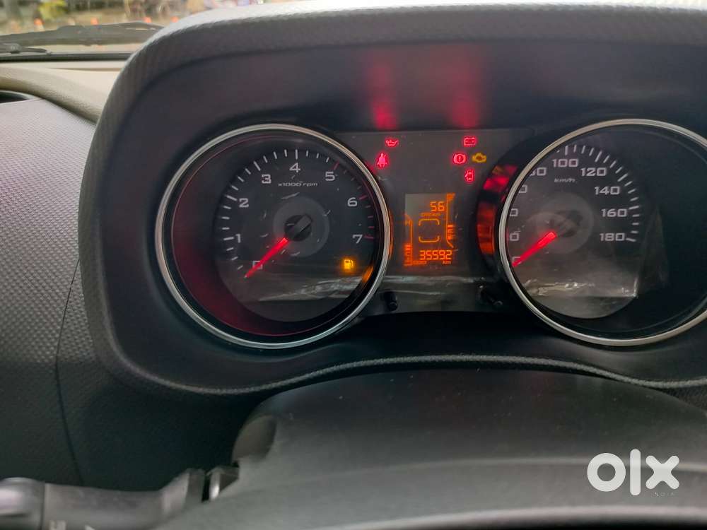 Mahindra Tuv 300 Mhawk100 T8, 2015, Diesel